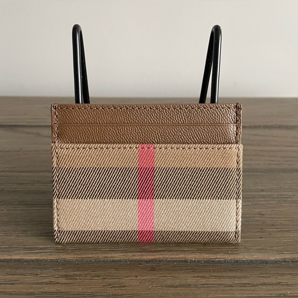 NWT, Burberry Checked, Brown Leather Card Holder with Dustbag